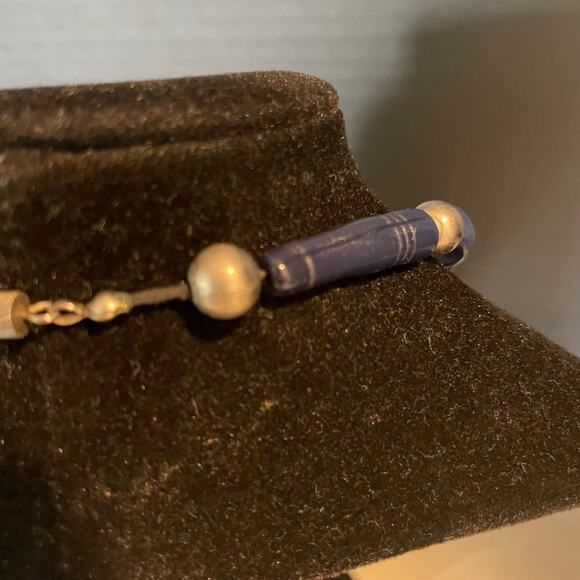 vintage cobalt blue and silver beaded necklace screw on back statement piece - Picture 6 of 12